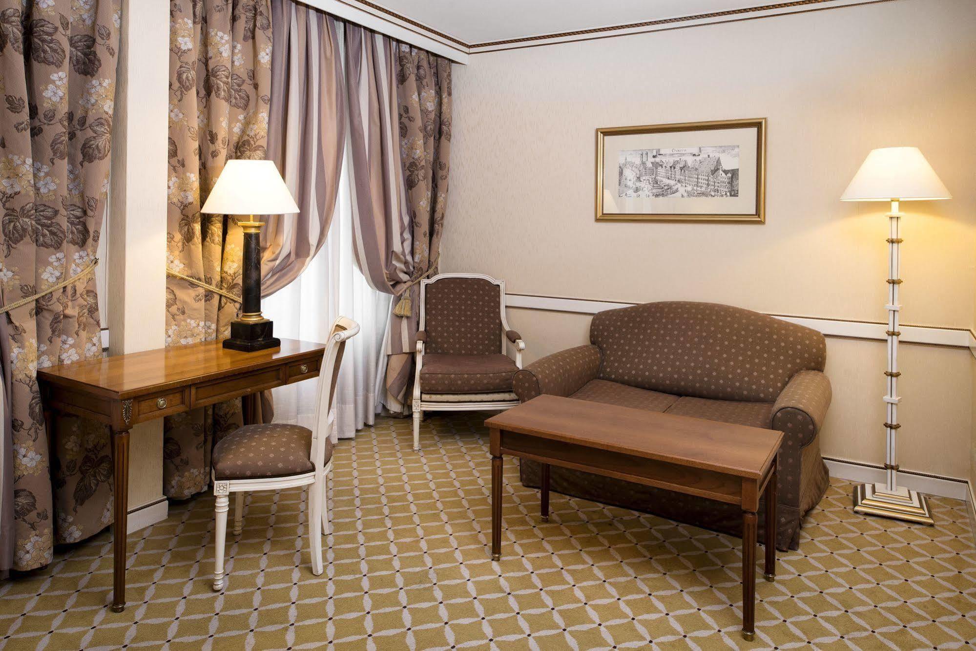 By Fassbind Hotel 3*