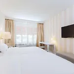 By Fassbind Hotel Genève