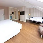 By Fassbind 3* Genève