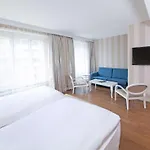 By Fassbind Hotel Genève